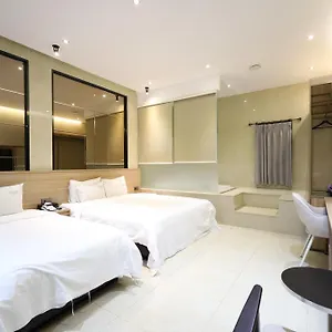 Almond Station Hotel