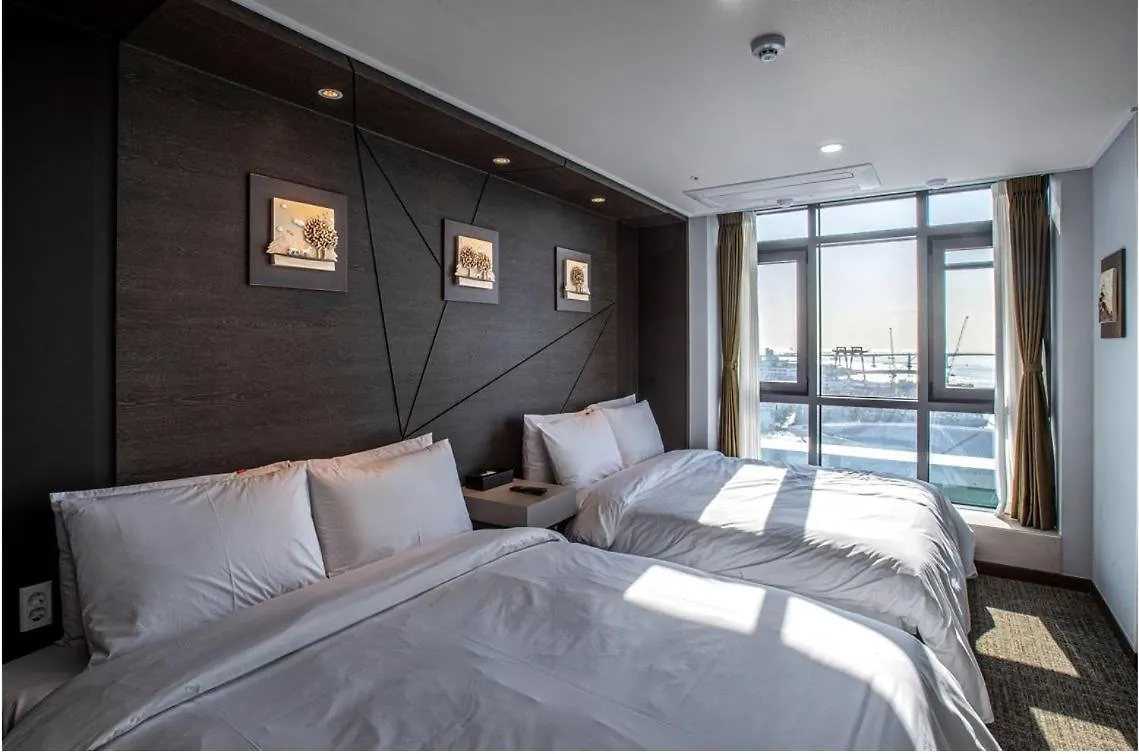 Griffinbay Hotel Μπουσάν 3*,