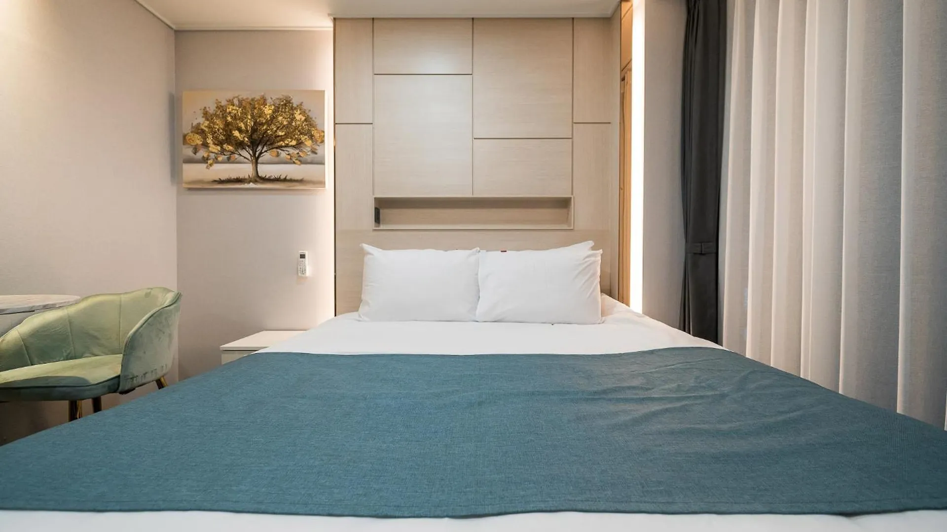Griffinbay Hotel Μπουσάν