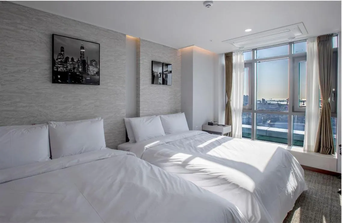 Griffinbay Hotel Busan 4*,  South Korea